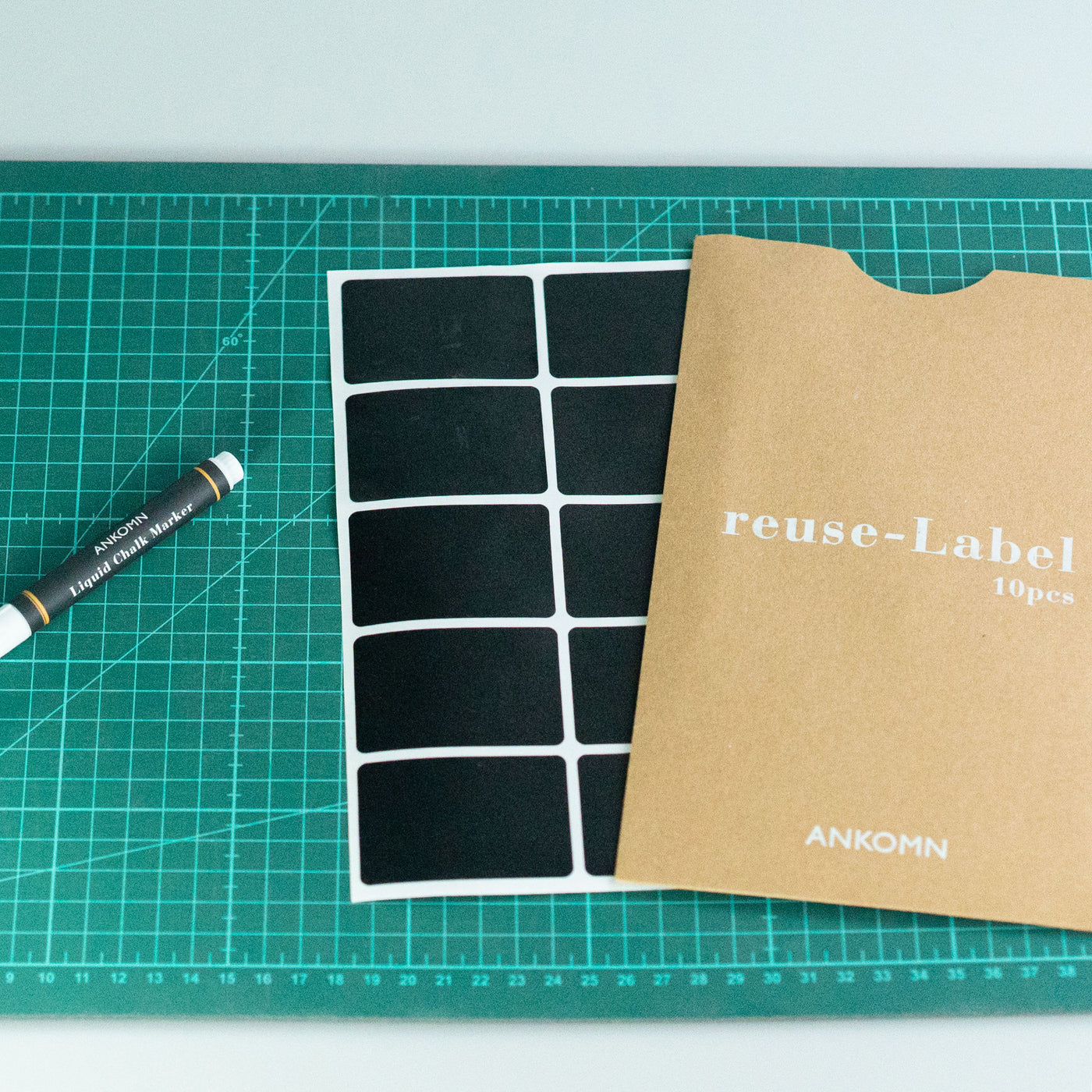 Magic pen with 10pcs reusable labels